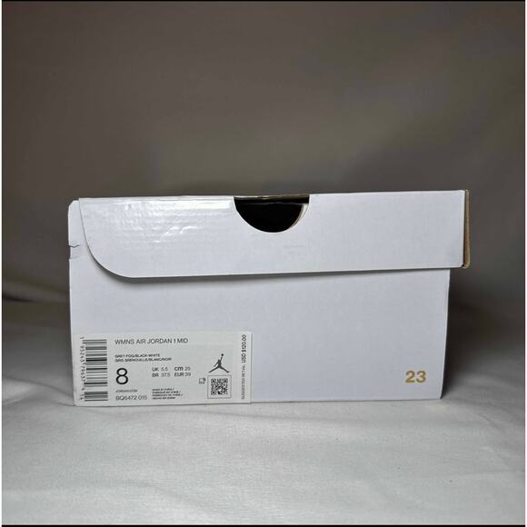 Size 8 - Wmns Air Jordan 1 Mid Grey Fog Women's Shoes - Picture 9 of 12